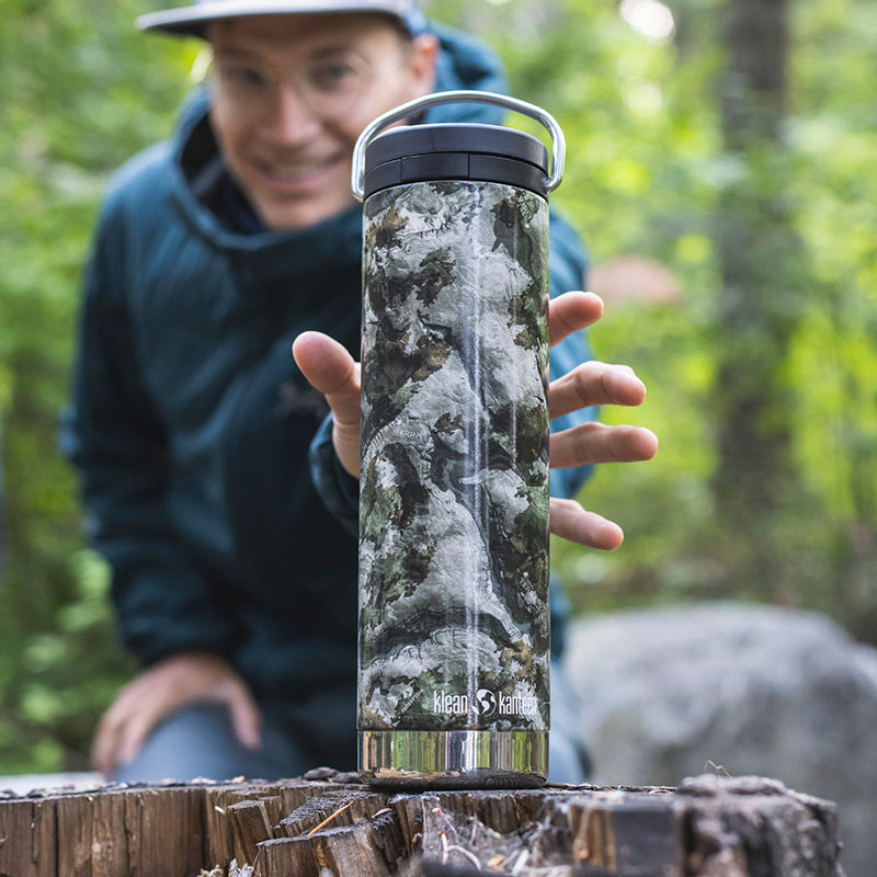 20oz-tkwide-with-twist-cap-mossy-oak-r9 20oz_bottle_twist_mossyoak_terragila_closeup_square.jpg
