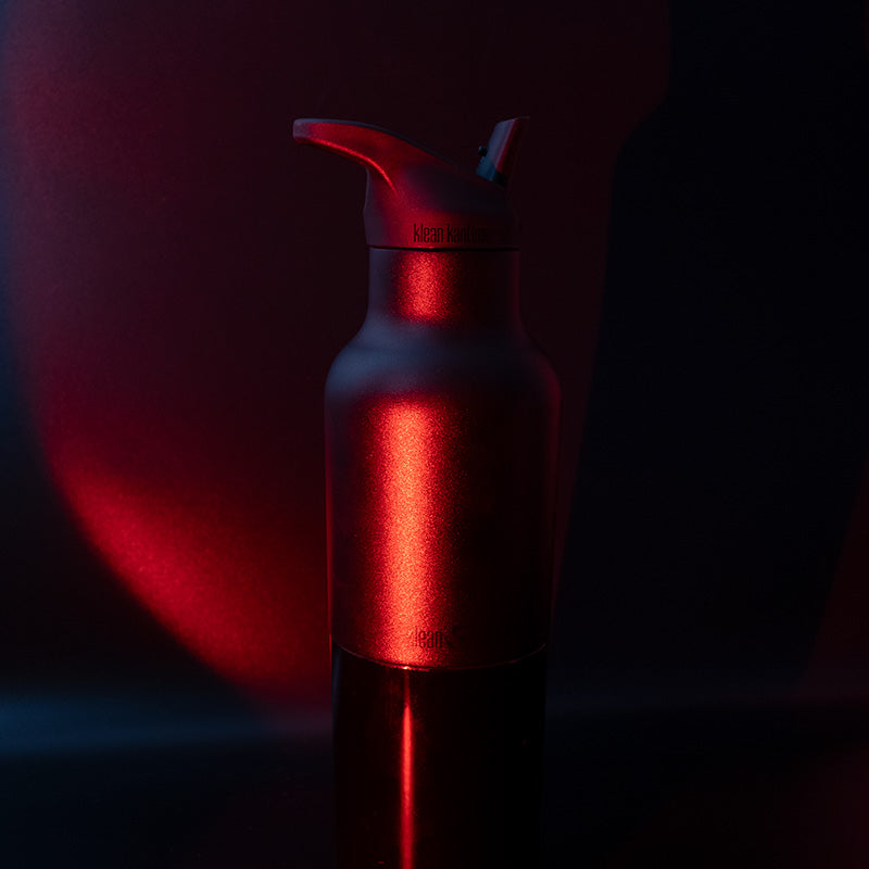 20oz-rise-classic-may-the-4th-f5 20oz_rise_classic_may_the_fourth_starwars_black_bottle_redglow_square.jpg
