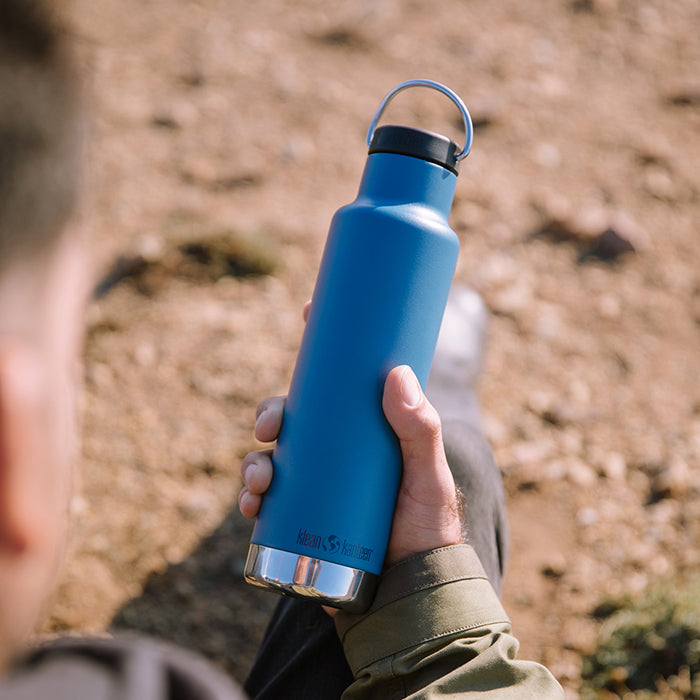 classic-loop-cap-p8 K20VCNPPL-RT-bottle_loop_cap_blue_lifestyle.jpg