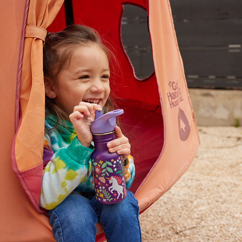12oz-kid-s-classic-with-flip-seal-sport-cap-e7 kid_sport_flip_seal_12oz_girl_smile_hammock_square.jpg