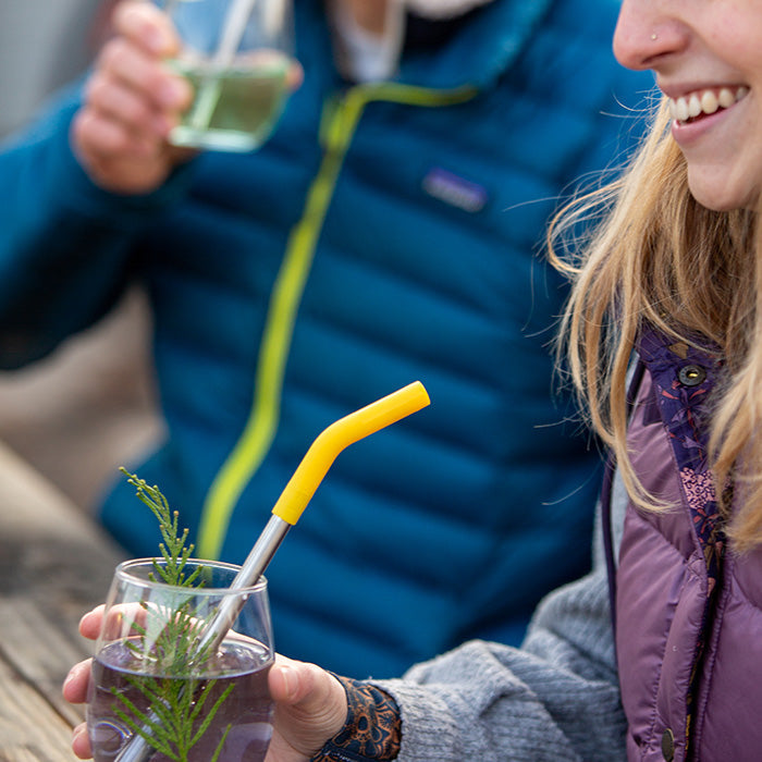 straw-4-pack-t8 recycled_steel_straw_drink_smile_lifestyle.jpg