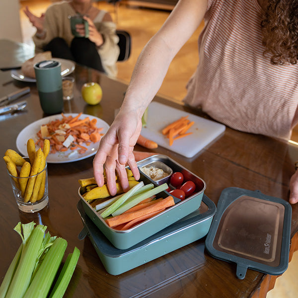 55oz-rise-food-box-big-meal-f7 rise_food_lunch_box_big_meal_veggie_dividers_square.jpg